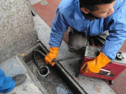 改则疏通下水道